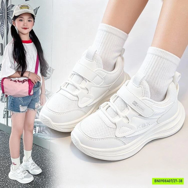 GIÀY THỂ THAO THÔNG HƠI KBX