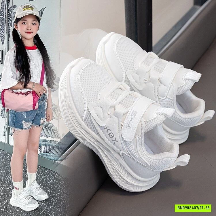 GIÀY THỂ THAO THÔNG HƠI KBX