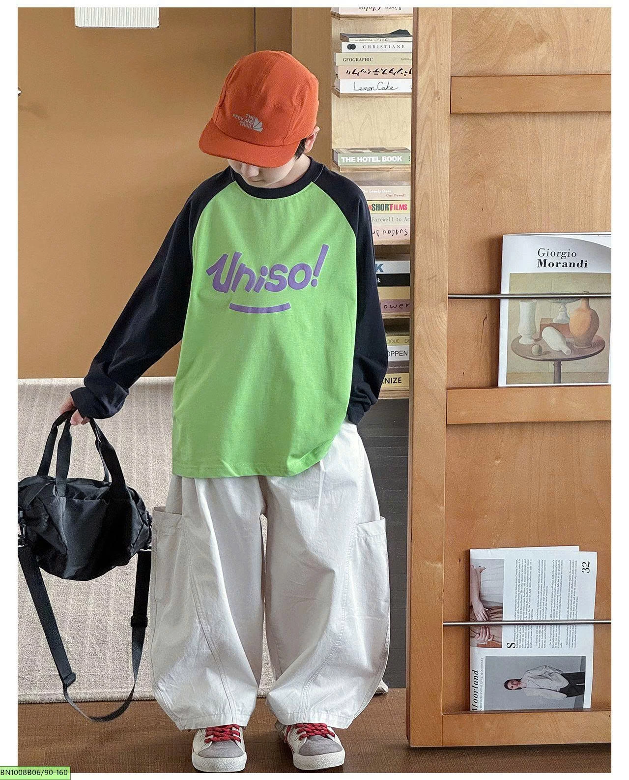 ÁO CHỮ UNISO AOAOKIDS AQ6005