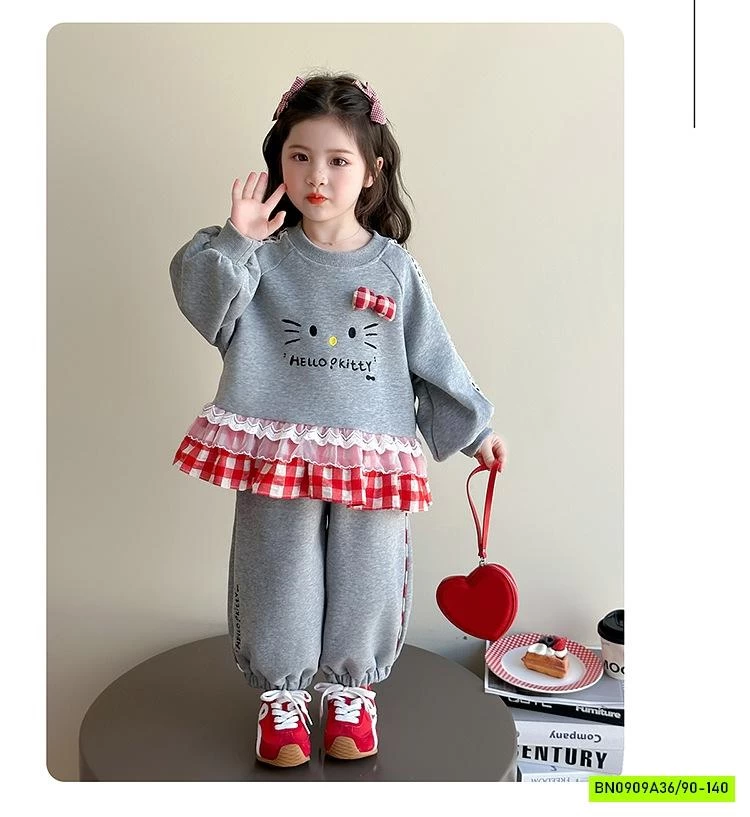 SÉT NỈ XÁM VIỀN CARO ĐỎ KITTY