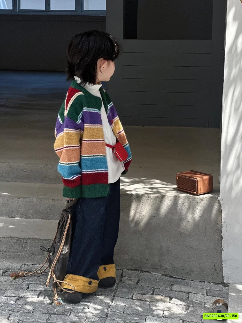 KHOÁC LEN KẺ NGANG SẮC MÀU