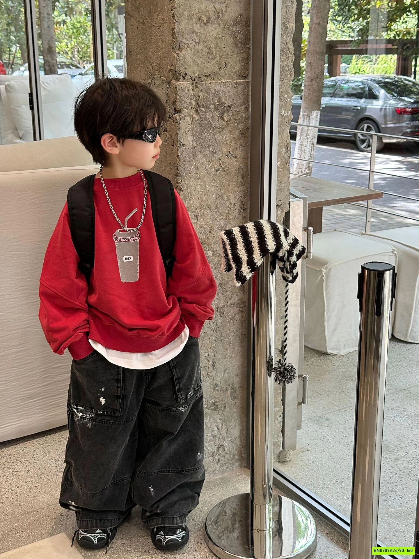 ÁO NỈ ĐỎ IN HÌNH CỐC