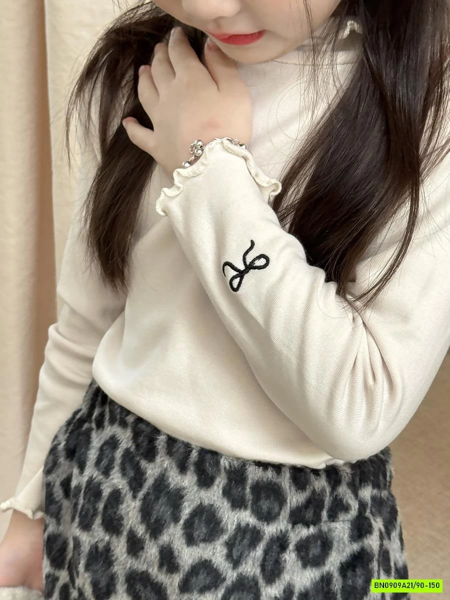 ÁO GIỮ NHIỆT VIỀN BÈO THÊU NƠ