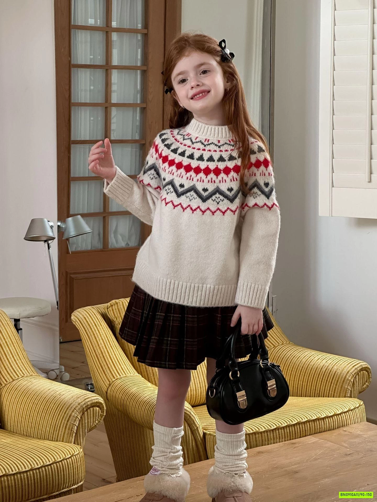 ÁO LEN HỌA TIẾT MIX CHÂN VÁY DẠ XẾP LY