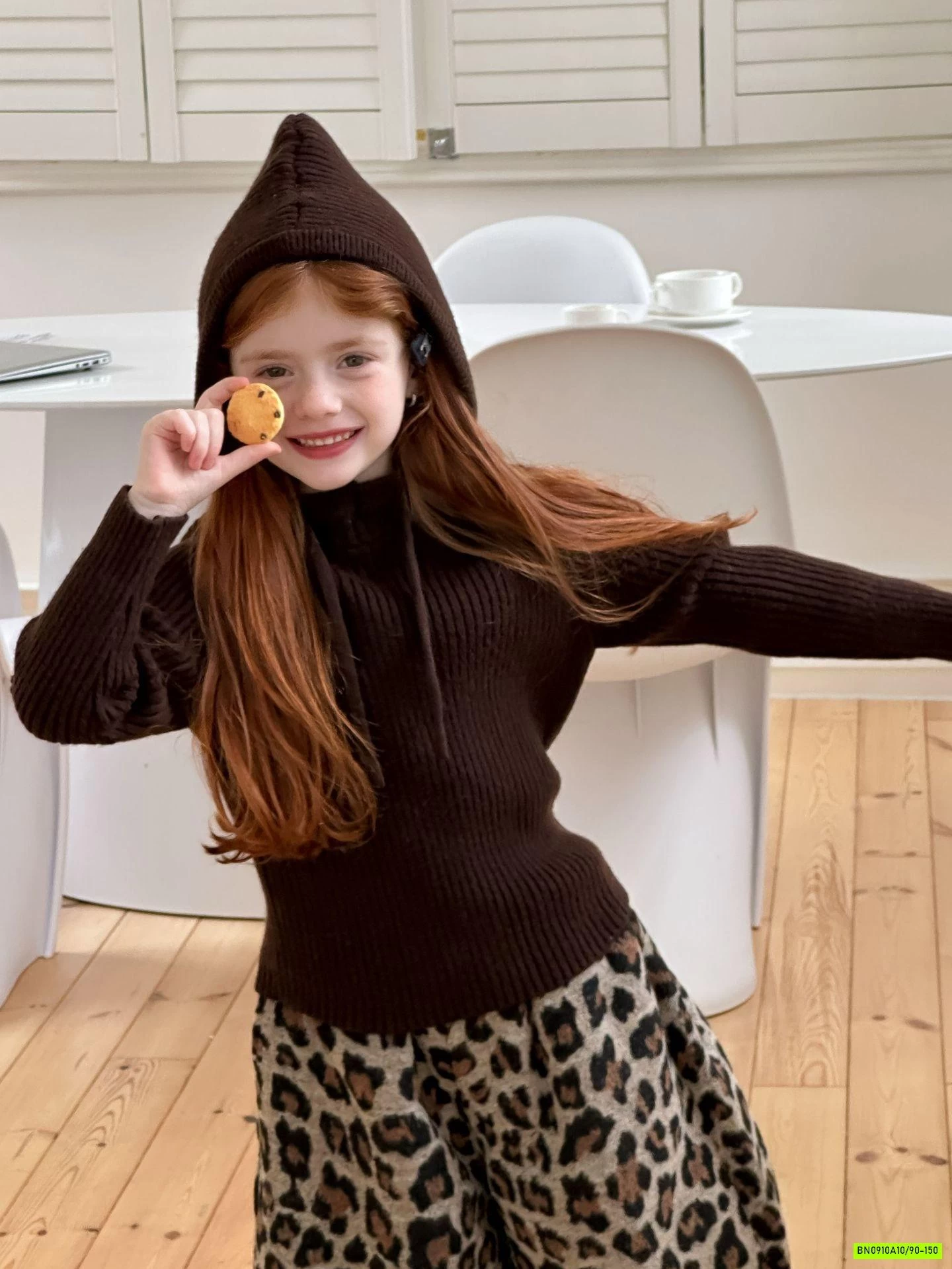 ÁO LEN LIỀN MŨ VINTAGE