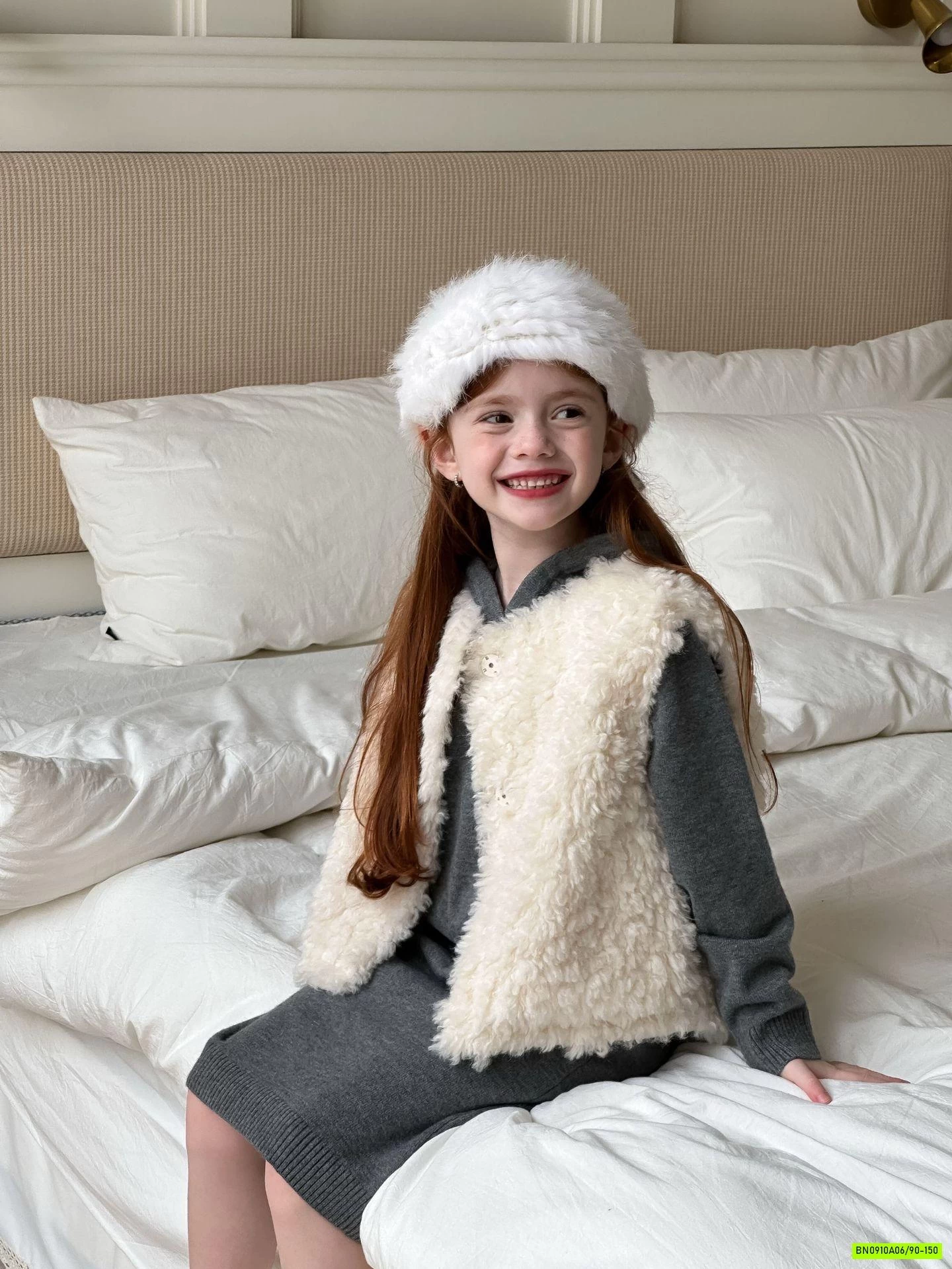 ĐẦM LEN SUÔNG LIỀN MŨ LANMOMO