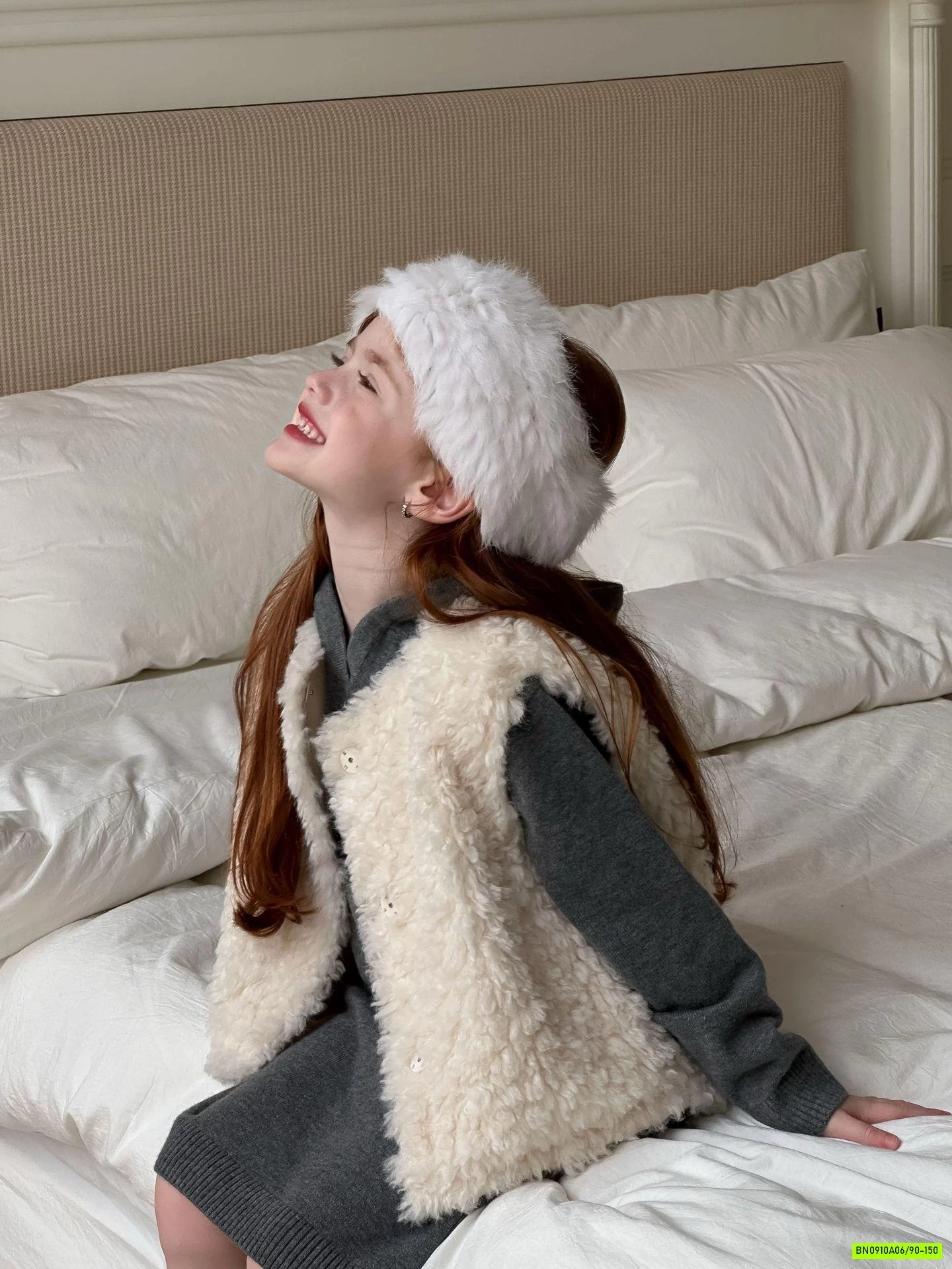 ĐẦM LEN SUÔNG LIỀN MŨ LANMOMO