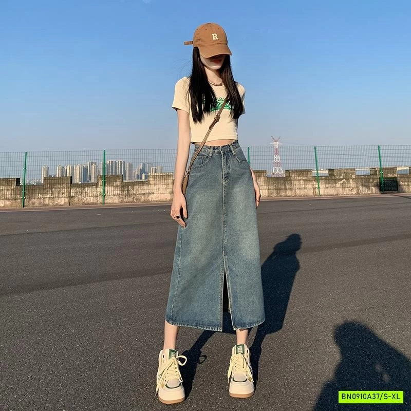 CHÂN VÁY JEANS DÁNG DÀI XẺ TRƯỚC