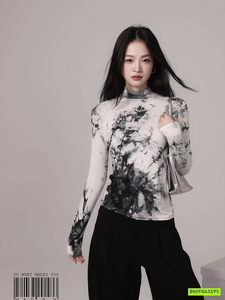 ÁO THUN MỎNG CỔ LỌ LOANG MÀU