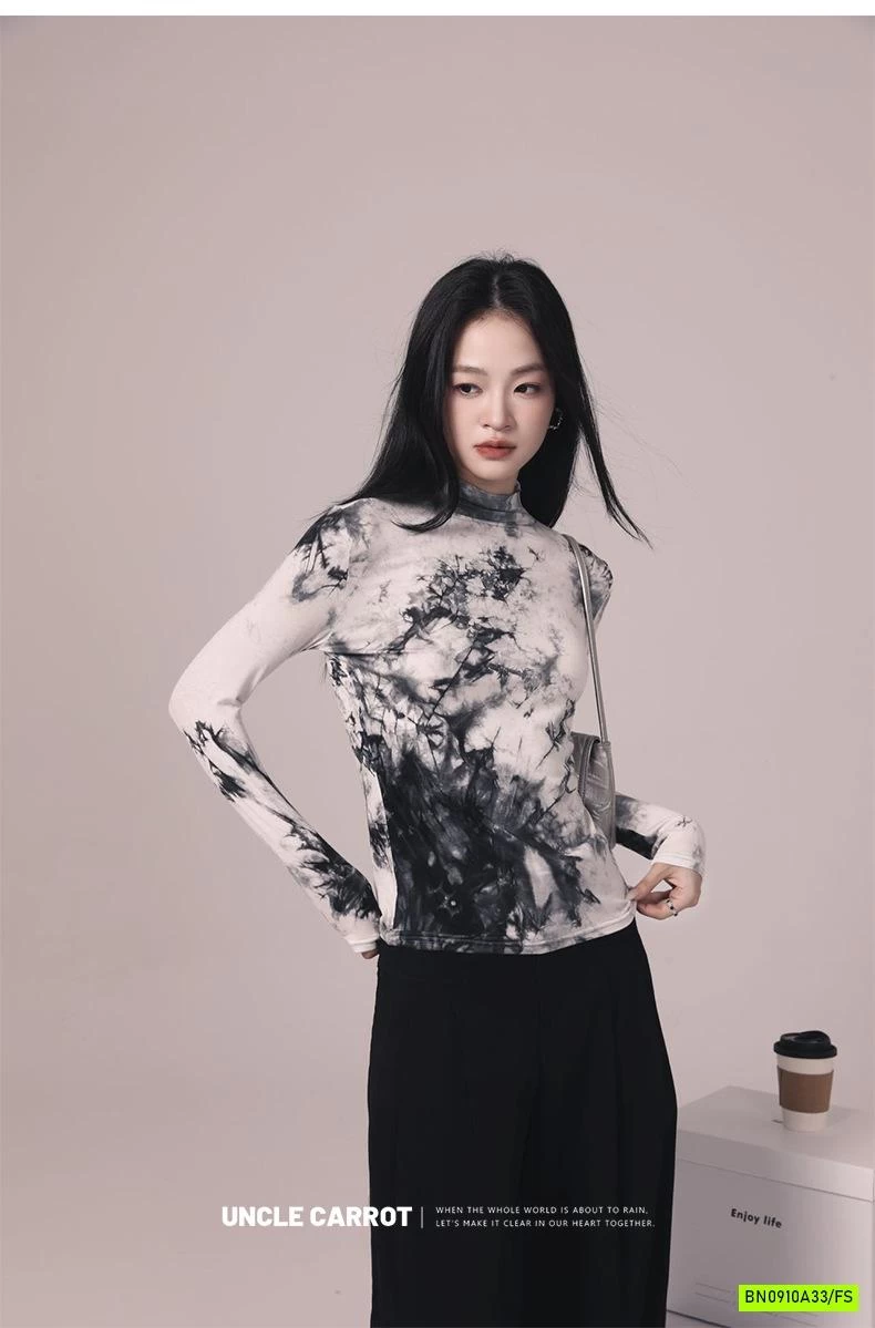 ÁO THUN MỎNG CỔ LỌ LOANG MÀU