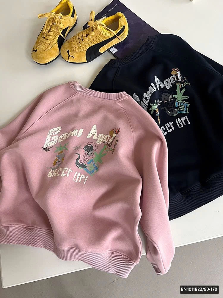 ÁO NỈIN HÌNH LƯNG AMBB 24Z113