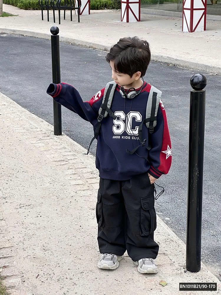 ÁO NỈ PHỐI MÀU LÓT LÔNG AMBB 24Z113