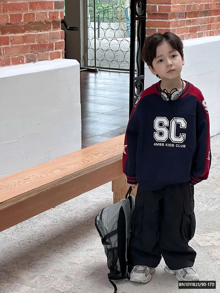 ÁO NỈ PHỐI MÀU LÓT LÔNG AMBB 24Z113