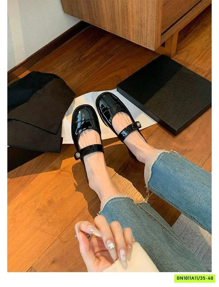 GIÀY DA BÓNG QUAI NGANG TAG VÀNG