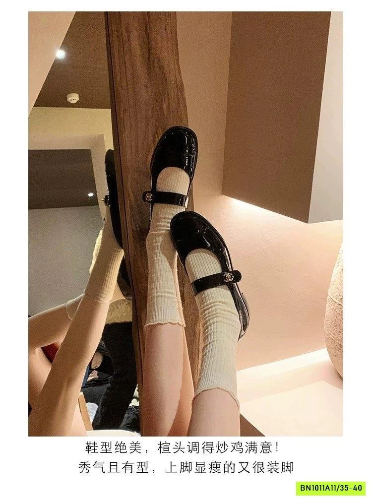 GIÀY DA BÓNG QUAI NGANG TAG VÀNG