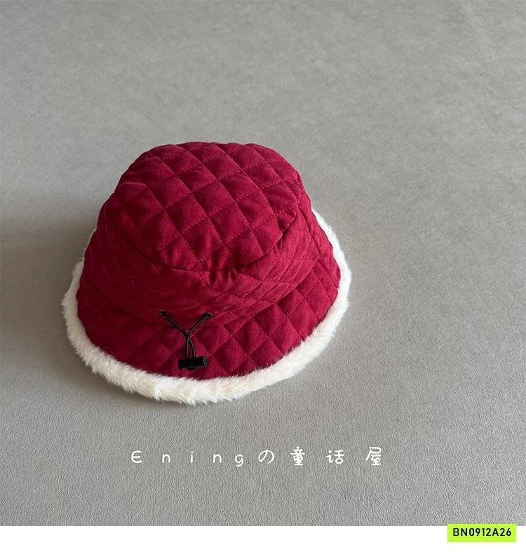 MŨ BÈO NHUNG TRẦN TRÁM