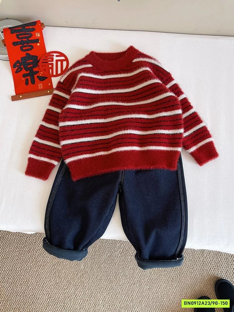 ÁO LEN LÔNG THỎ ĐỎ KẺ TRẮNG