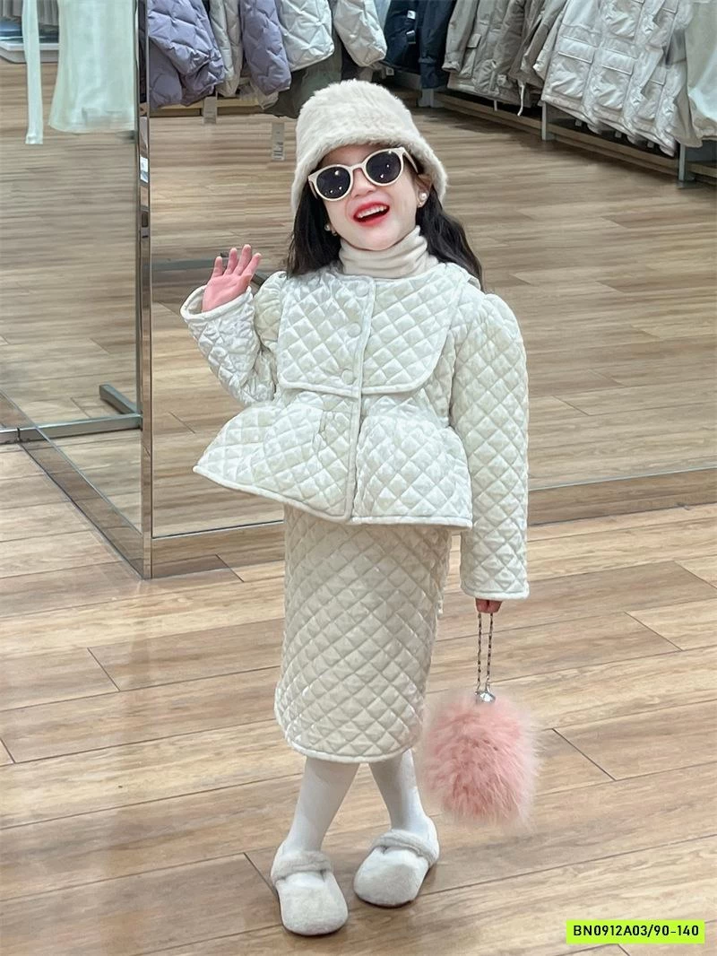 SÉT VÁY TRUNG TRẦN TRÁM