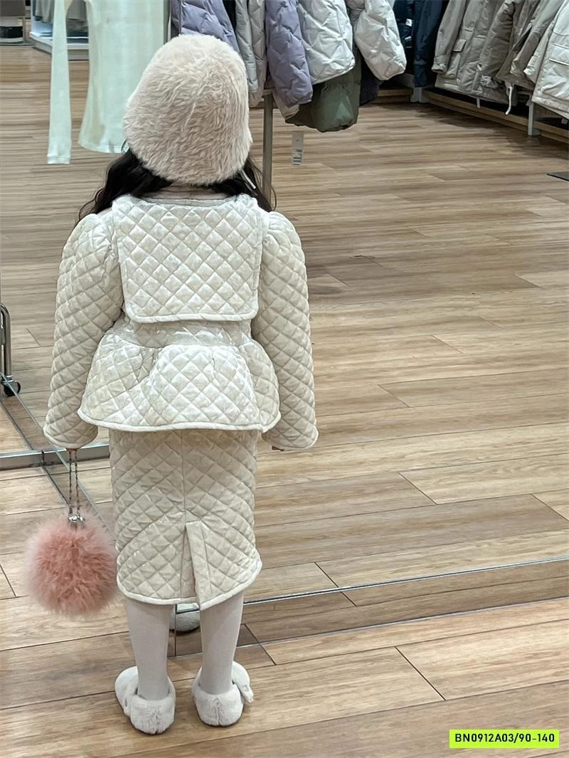 SÉT VÁY TRUNG TRẦN TRÁM