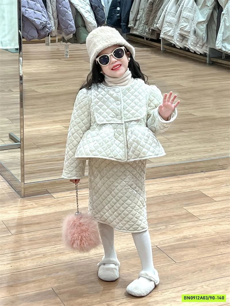 SÉT VÁY TRUNG TRẦN TRÁM