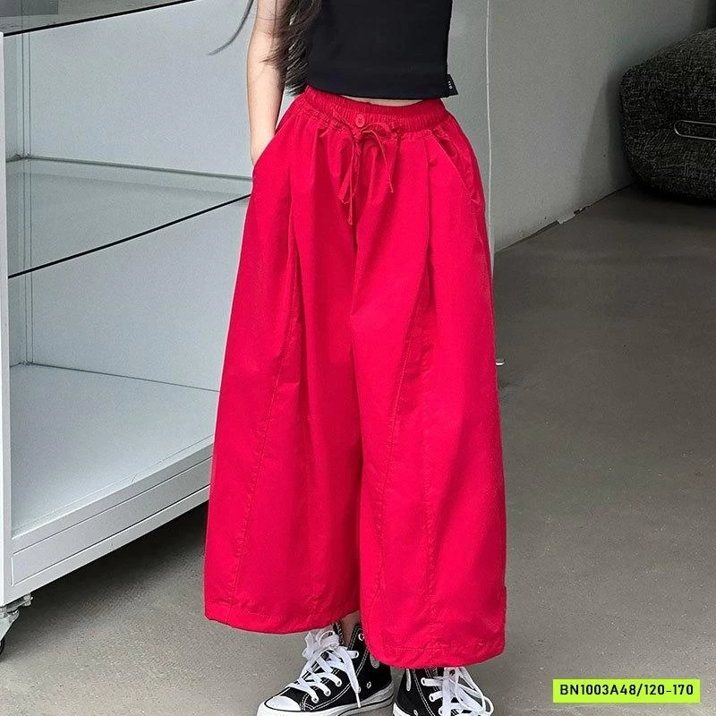 CROPTOP SÁT NÁCH MIX QUẦN BOOM