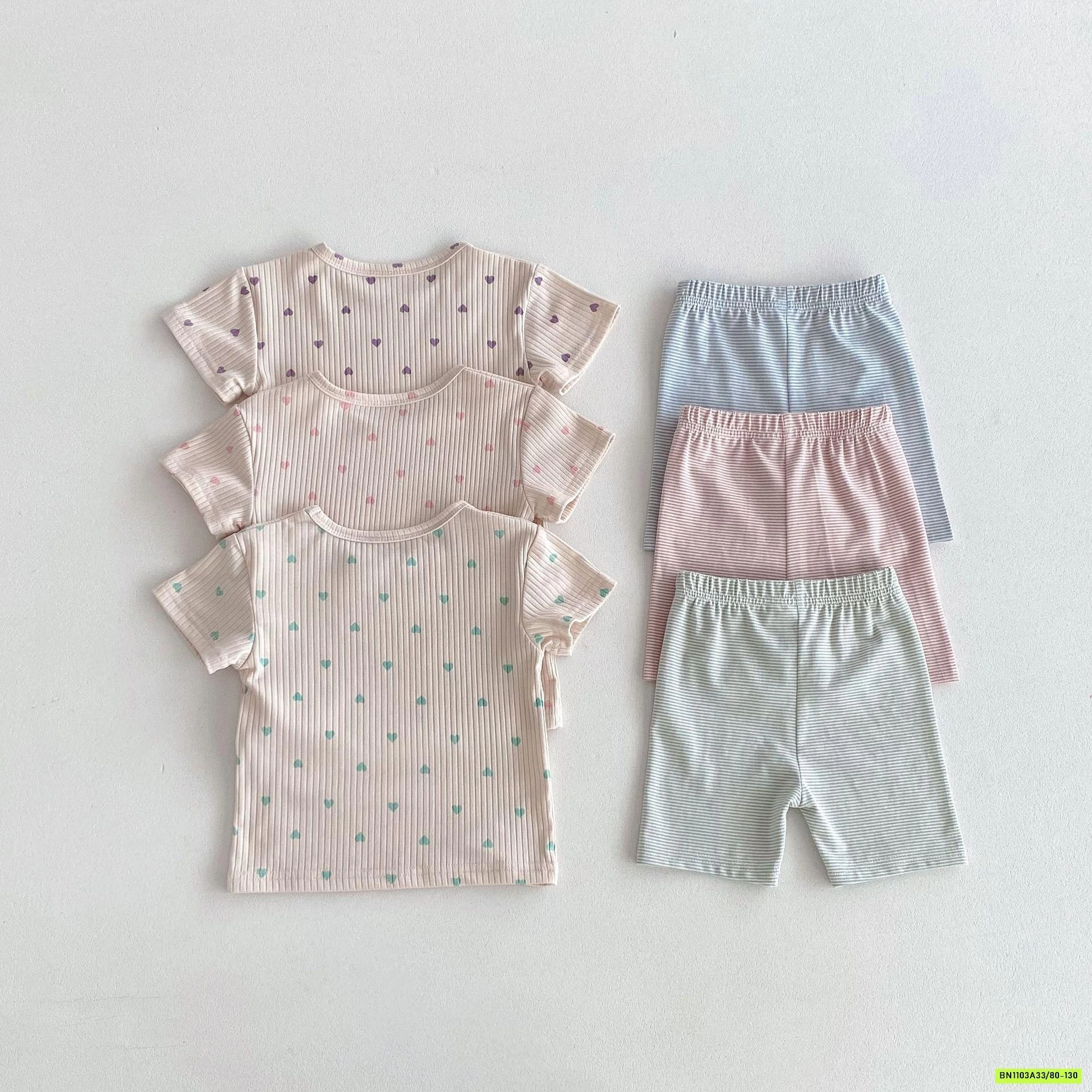 SÉT ÁO TRÁI TIM MIX LEGGING