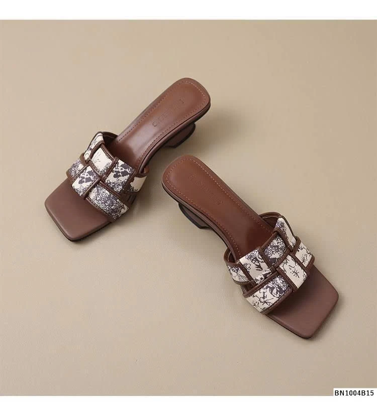 DÉP NỮ QUAI ĐAN HỌA TIẾT MŨI VUÔNG