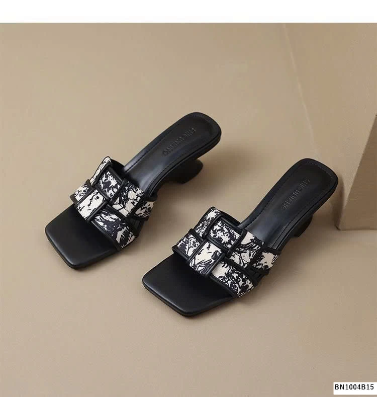 DÉP NỮ QUAI ĐAN HỌA TIẾT MŨI VUÔNG