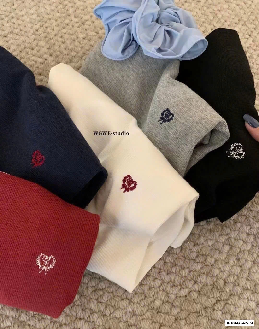 ÁO THUN VIỀN CỔ WG.WE