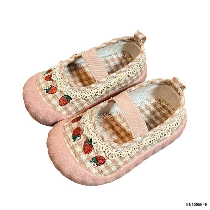 GIÀY TẬP ĐI DÂU TÂY