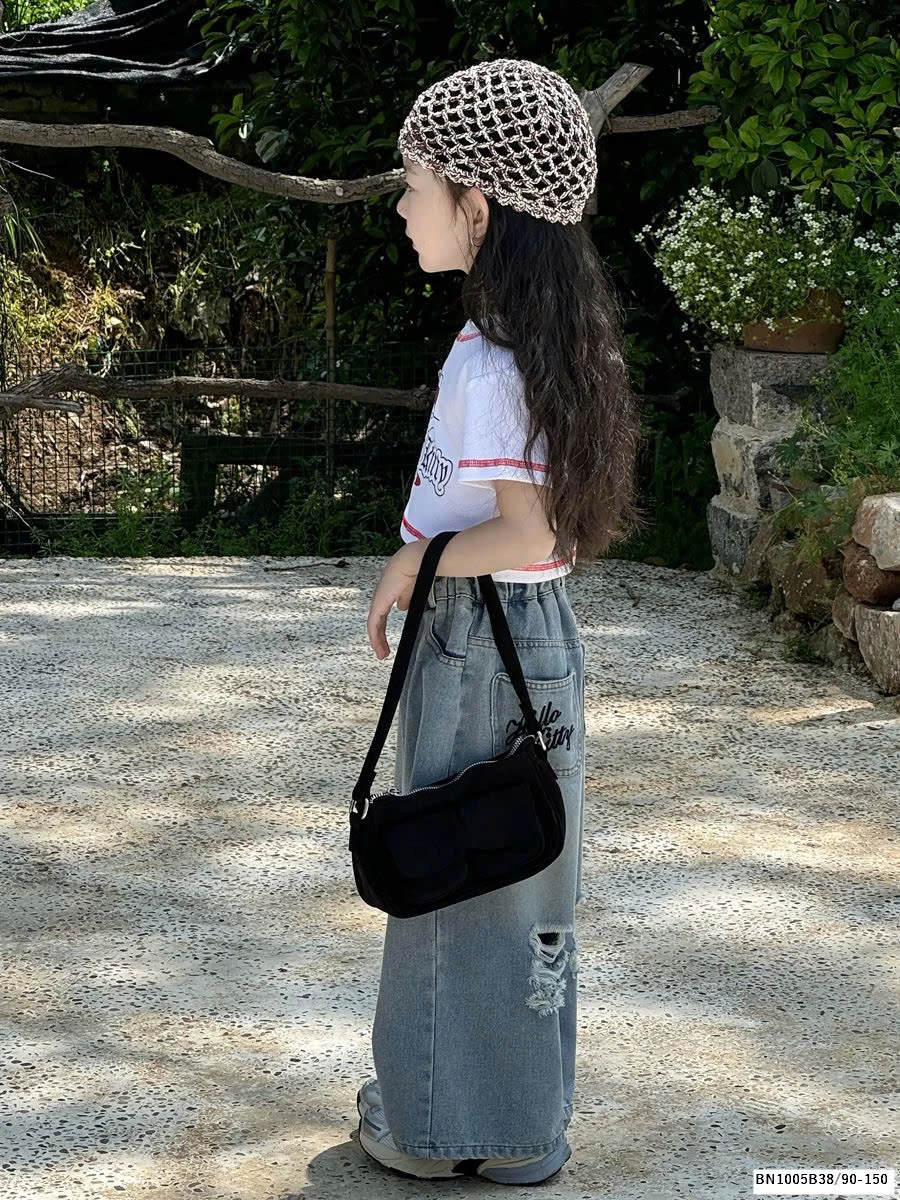 QUẦN JEAN SUÔNG HELLO KITTY