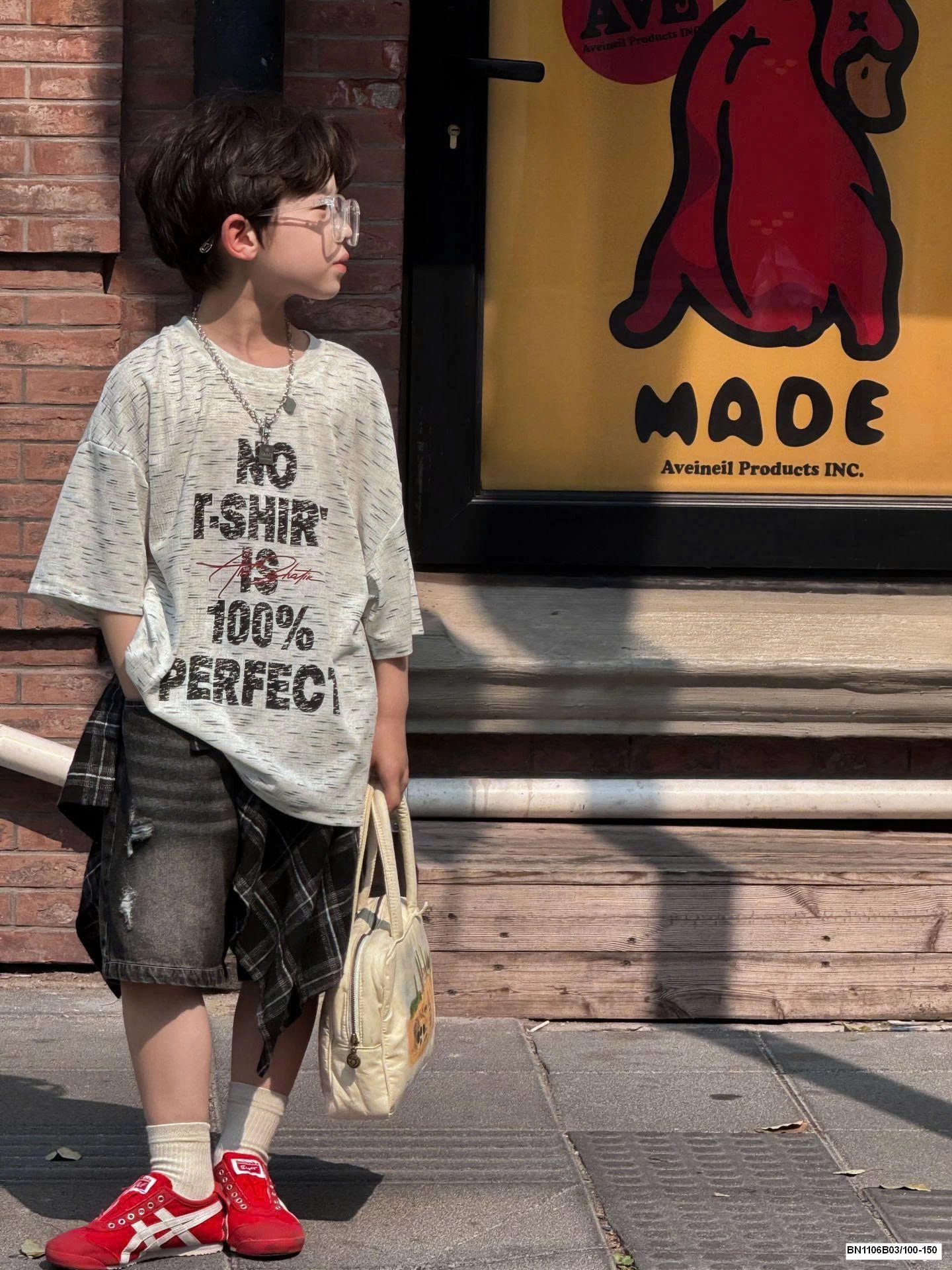 ÁO THUN IN CHỮ NÓTSHIRT