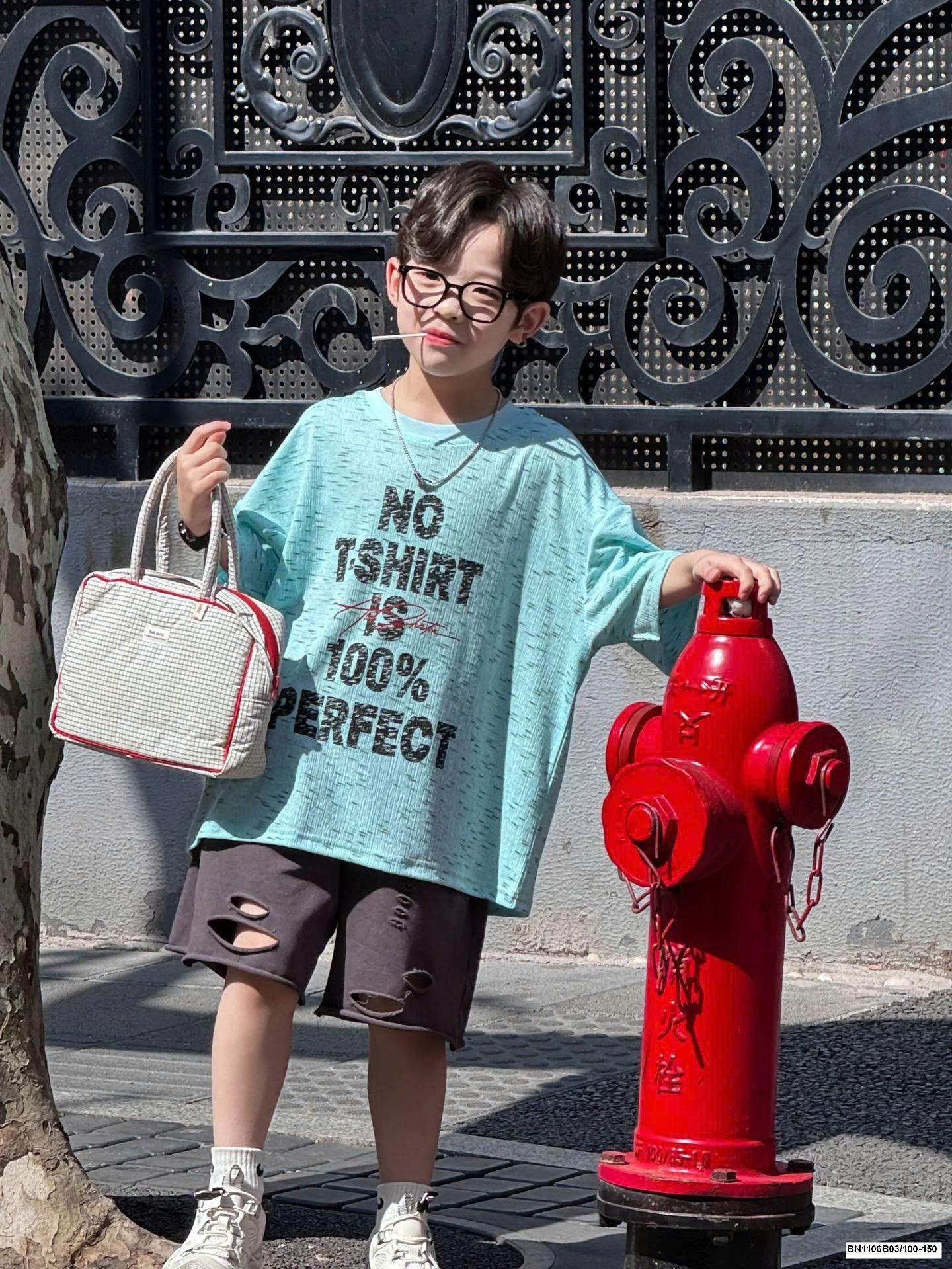 ÁO THUN IN CHỮ NÓTSHIRT