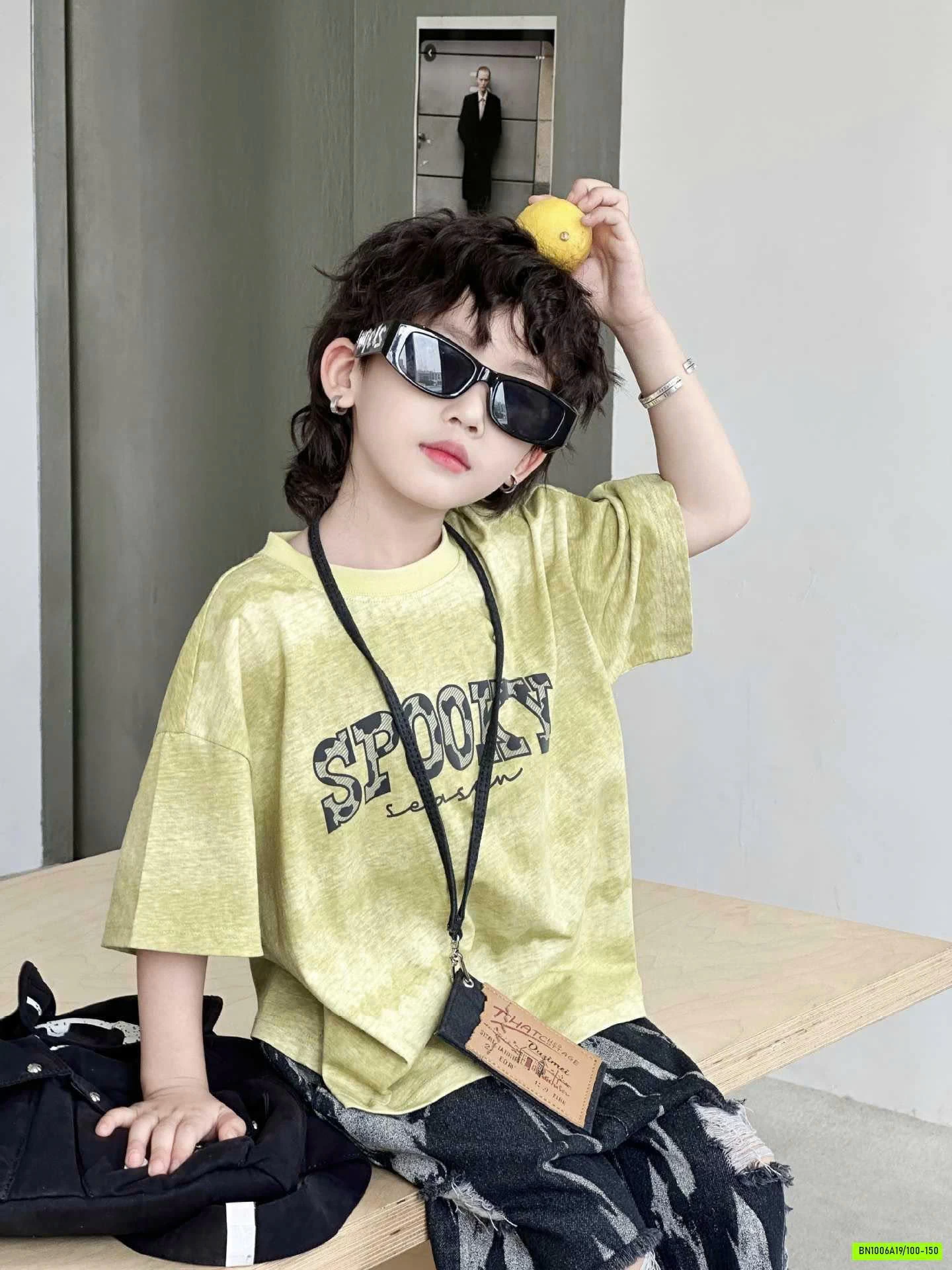 ÁO VÀNG LOANG MIX SHORT JEANS RÁCH