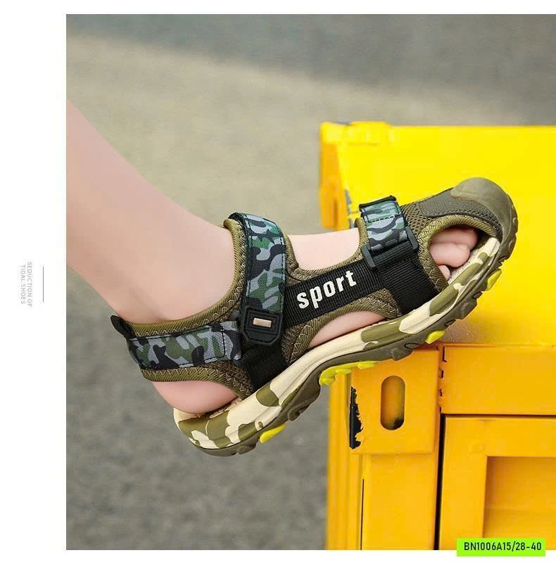 SANDAL BỊT MÕM RẰN RI