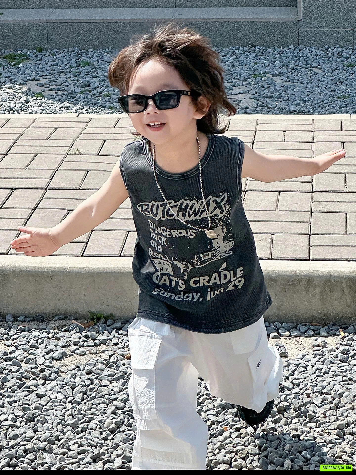 ÁO SÁT NÁCH IN HÌNH BẠC MÀU