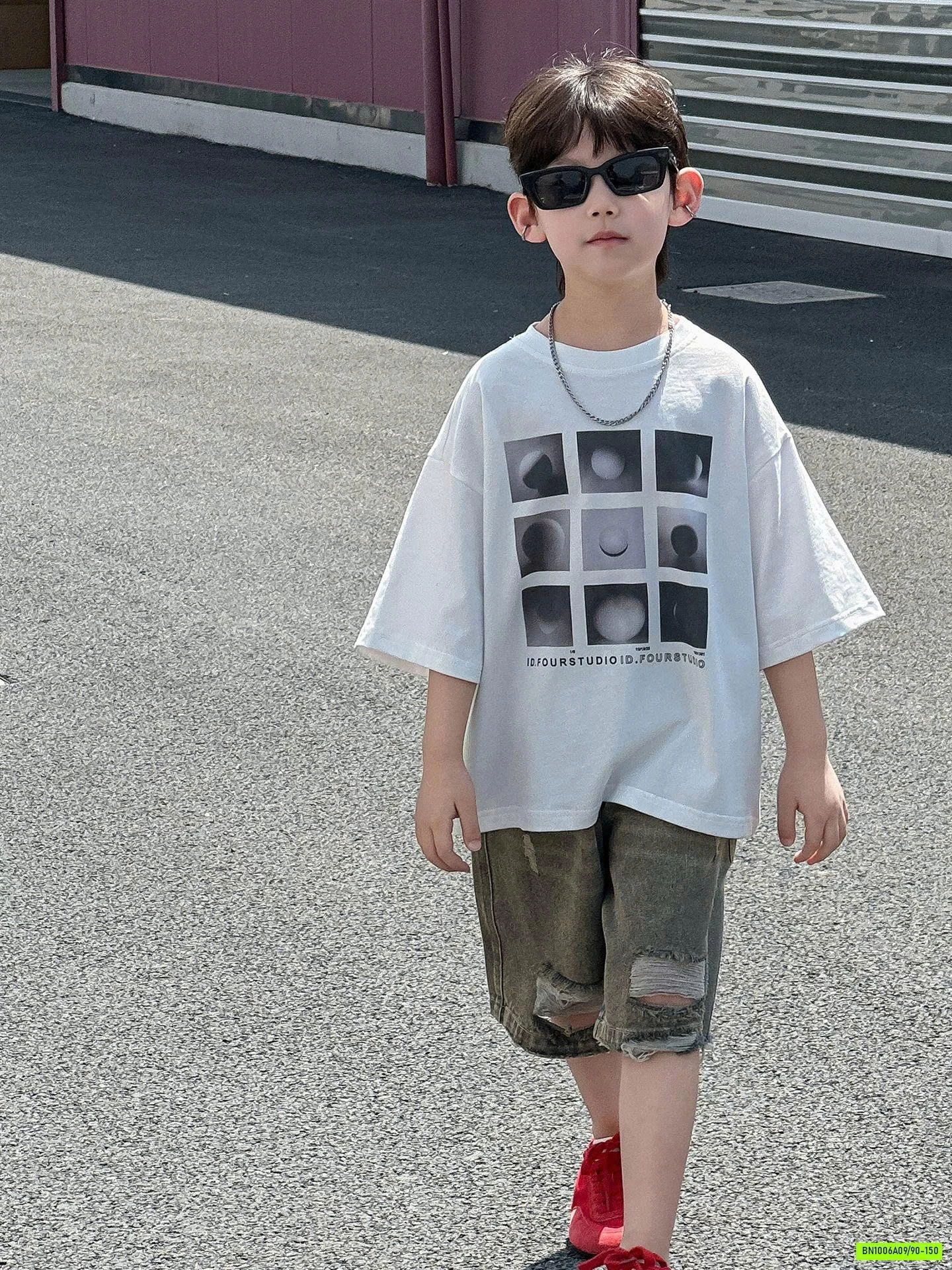 ÁO THUN MIX JEANS RÁCH GỐI