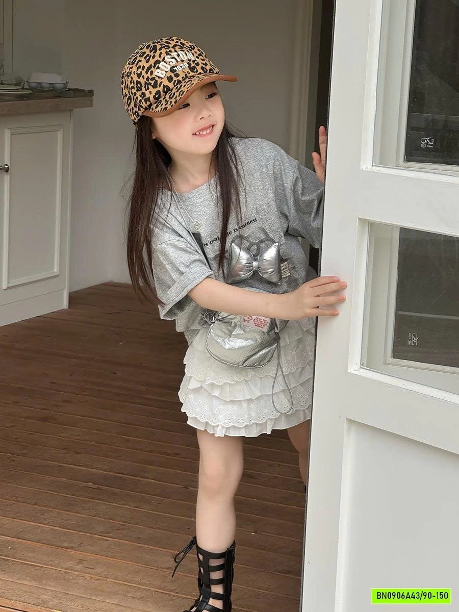 ÁO KITTY XÁM GẮN NƠ MIX CV REN TRẮNG