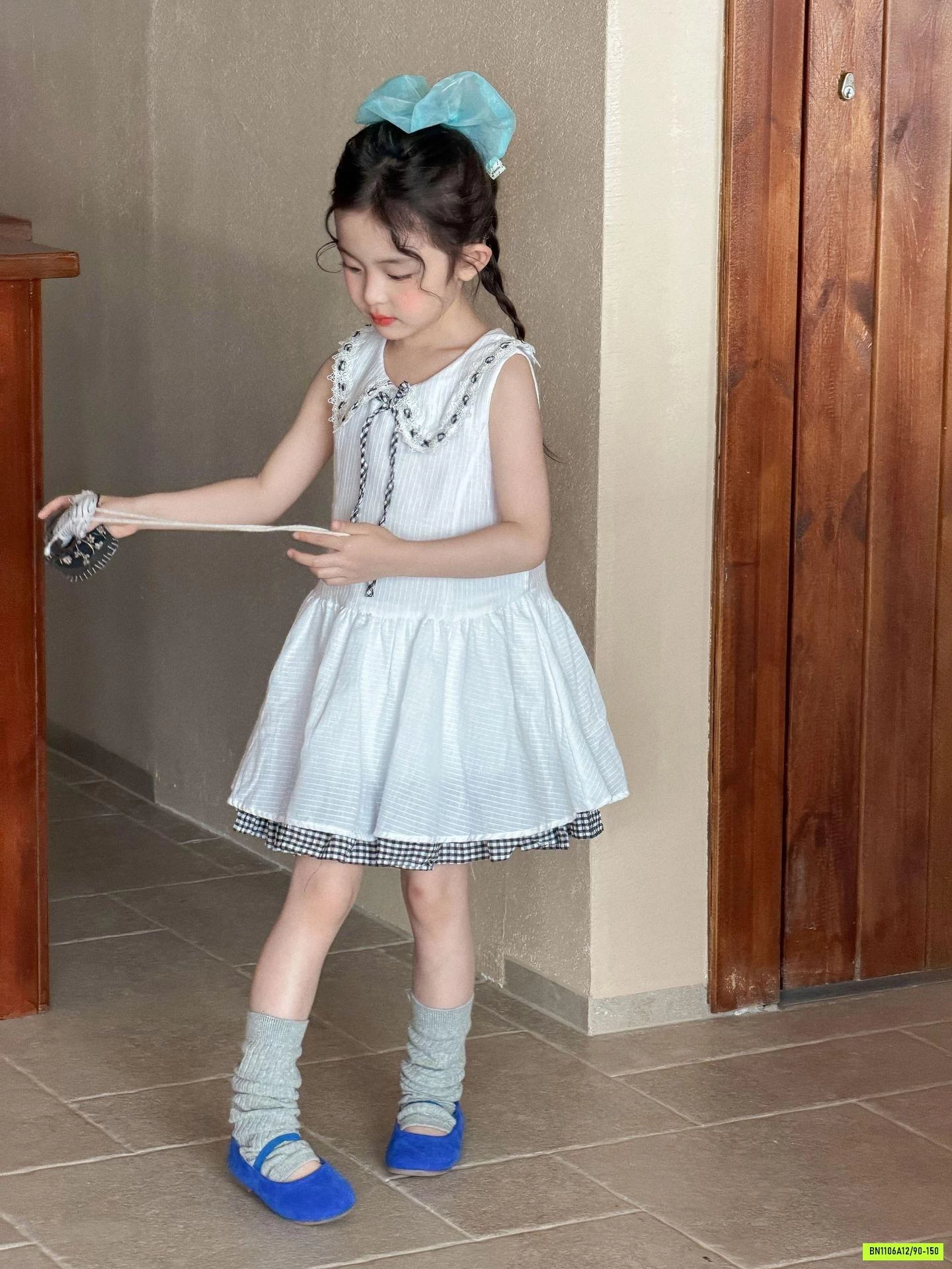 ĐẦM XÒE TRẮNG CỔ SEN TIỂU THƯ