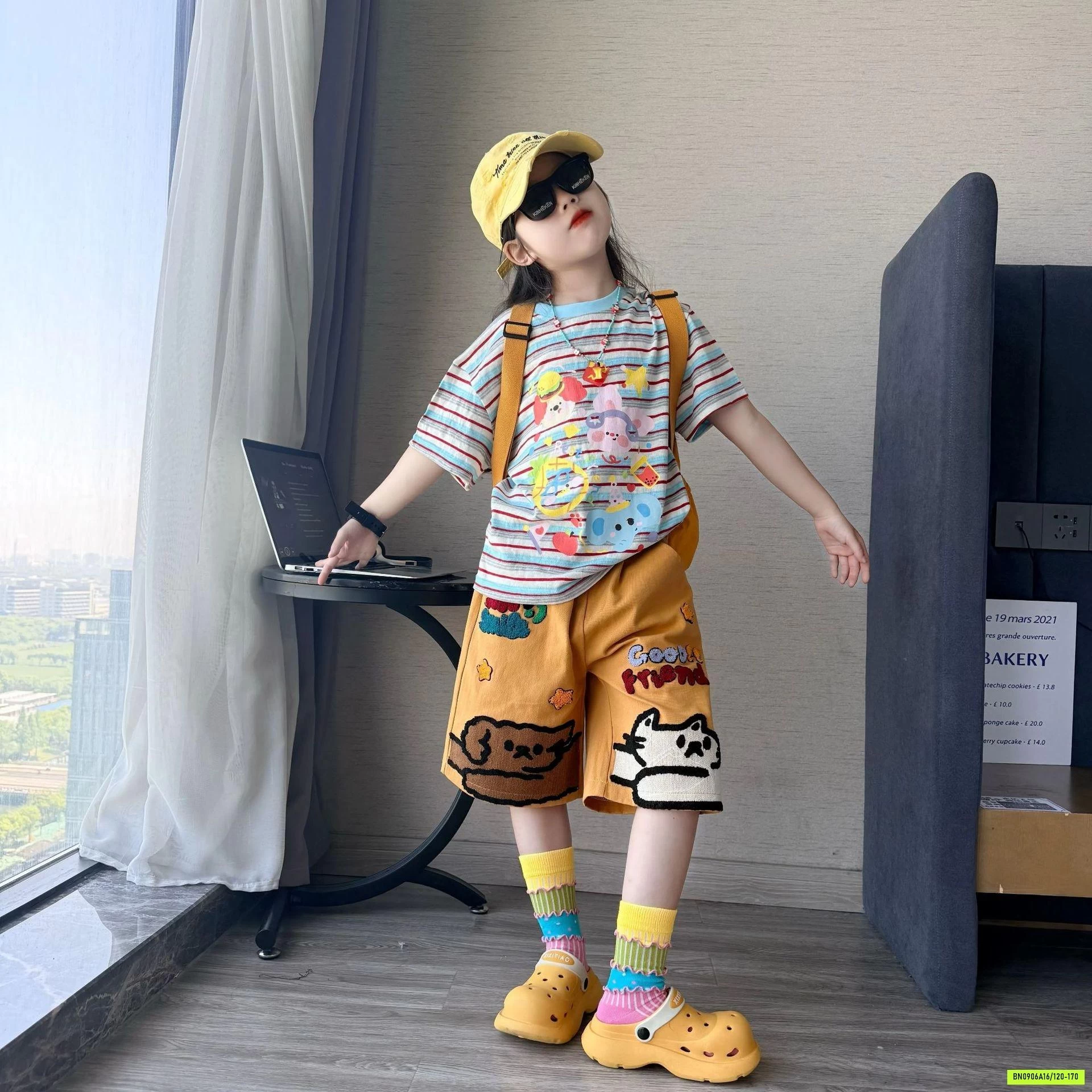 ÁO KẺ SẮC MÀU MIX SHORT VÀNG