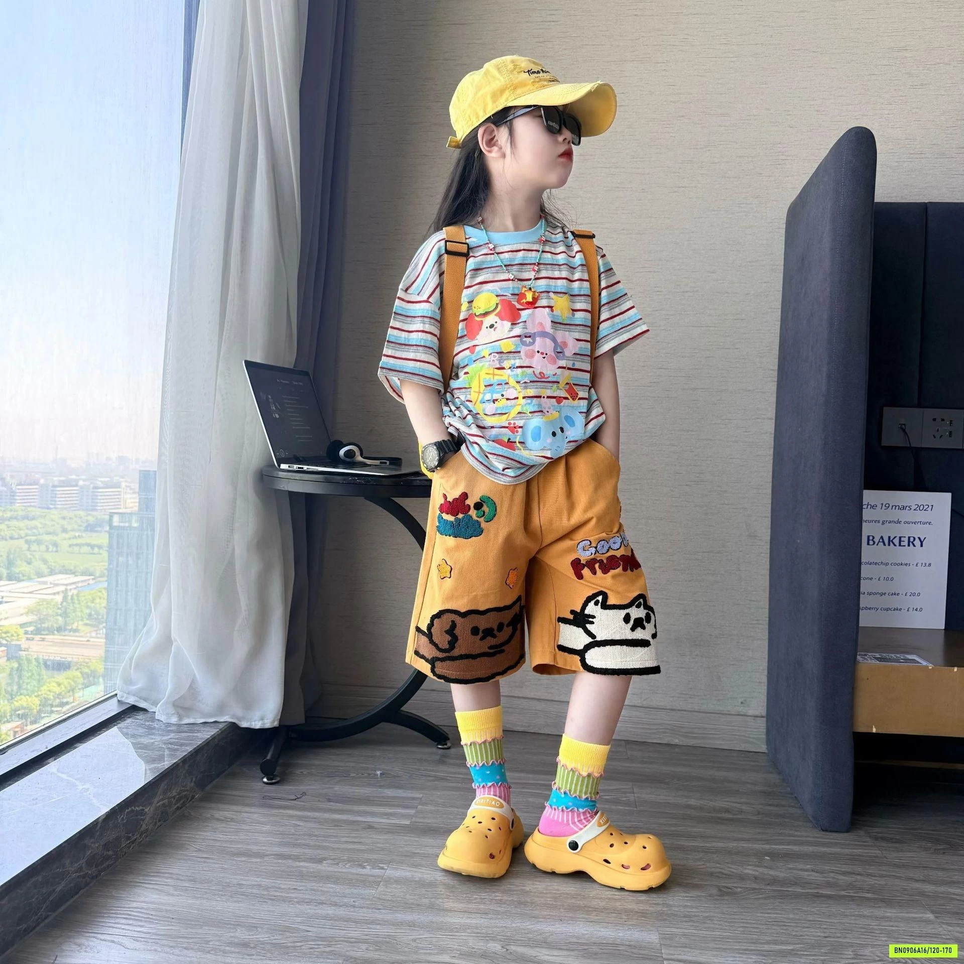 ÁO KẺ SẮC MÀU MIX SHORT VÀNG