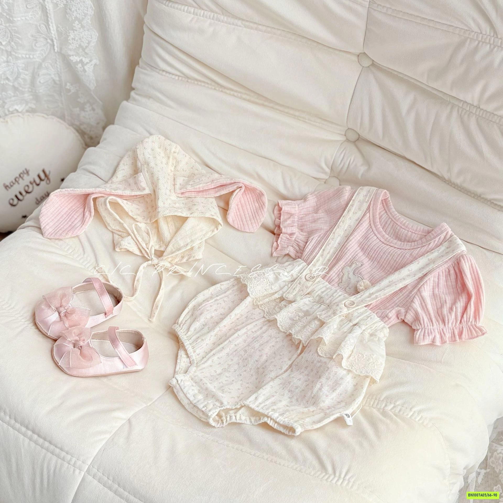 SÉT ROMPER THỎ 3 CHI TIẾT HOA NHÍ