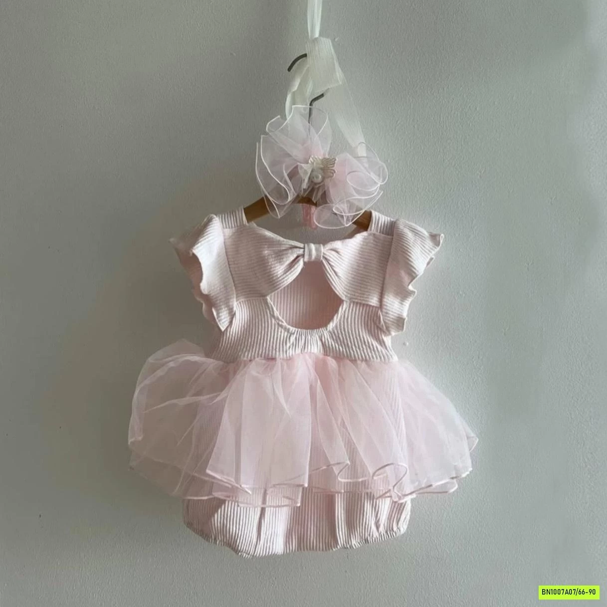 ROMPER PHỐI VOAN BÁNH BÈO
