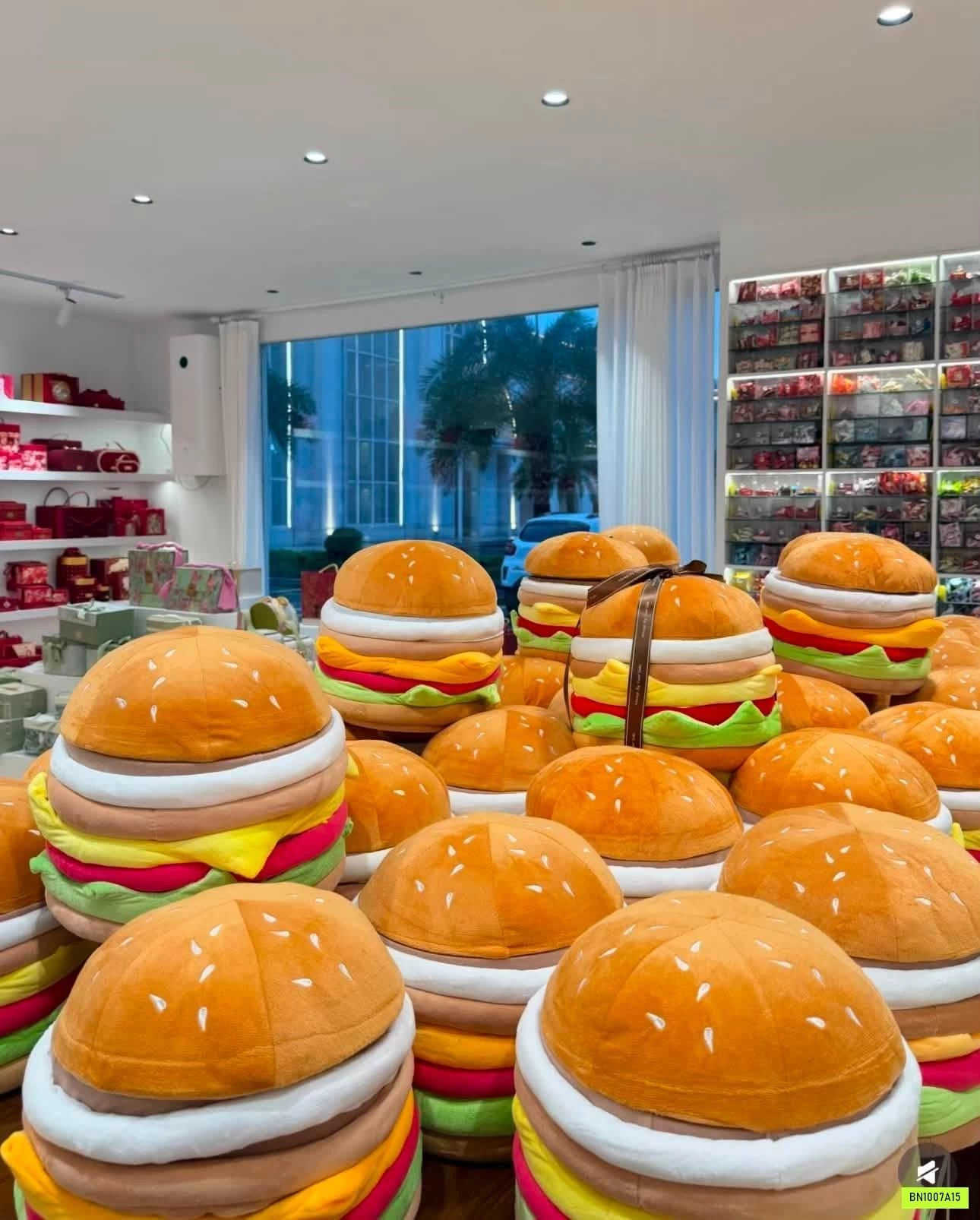 THÙNG ĐỰNG ĐỒ VỎ BÁNH HAMBURGER