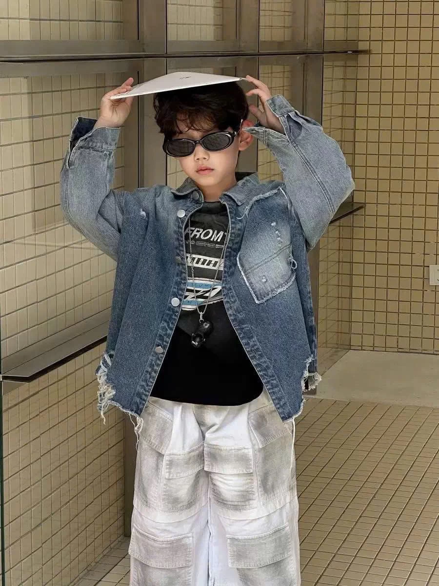 KHOÁC DENIM MỎNG MÙA THU