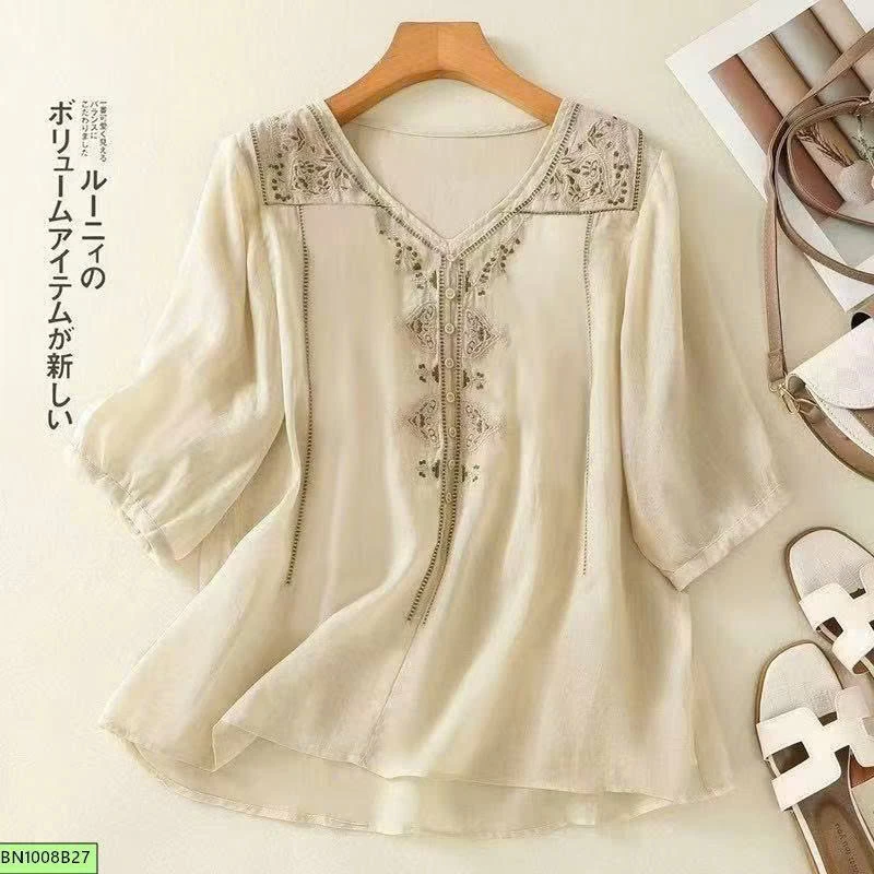 ÁO THÊU HOA CỔ CHỮ V