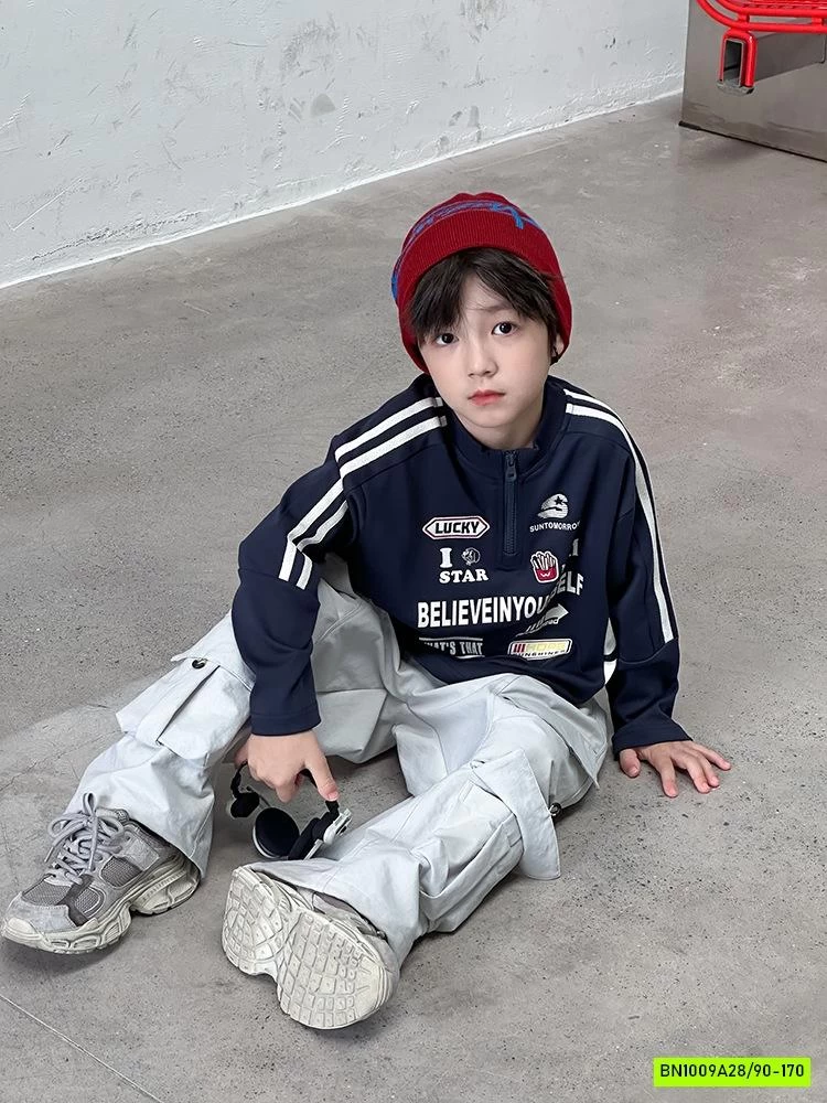 ÁO THỂ THAO KHÓA CỔ 25F153 AMBB