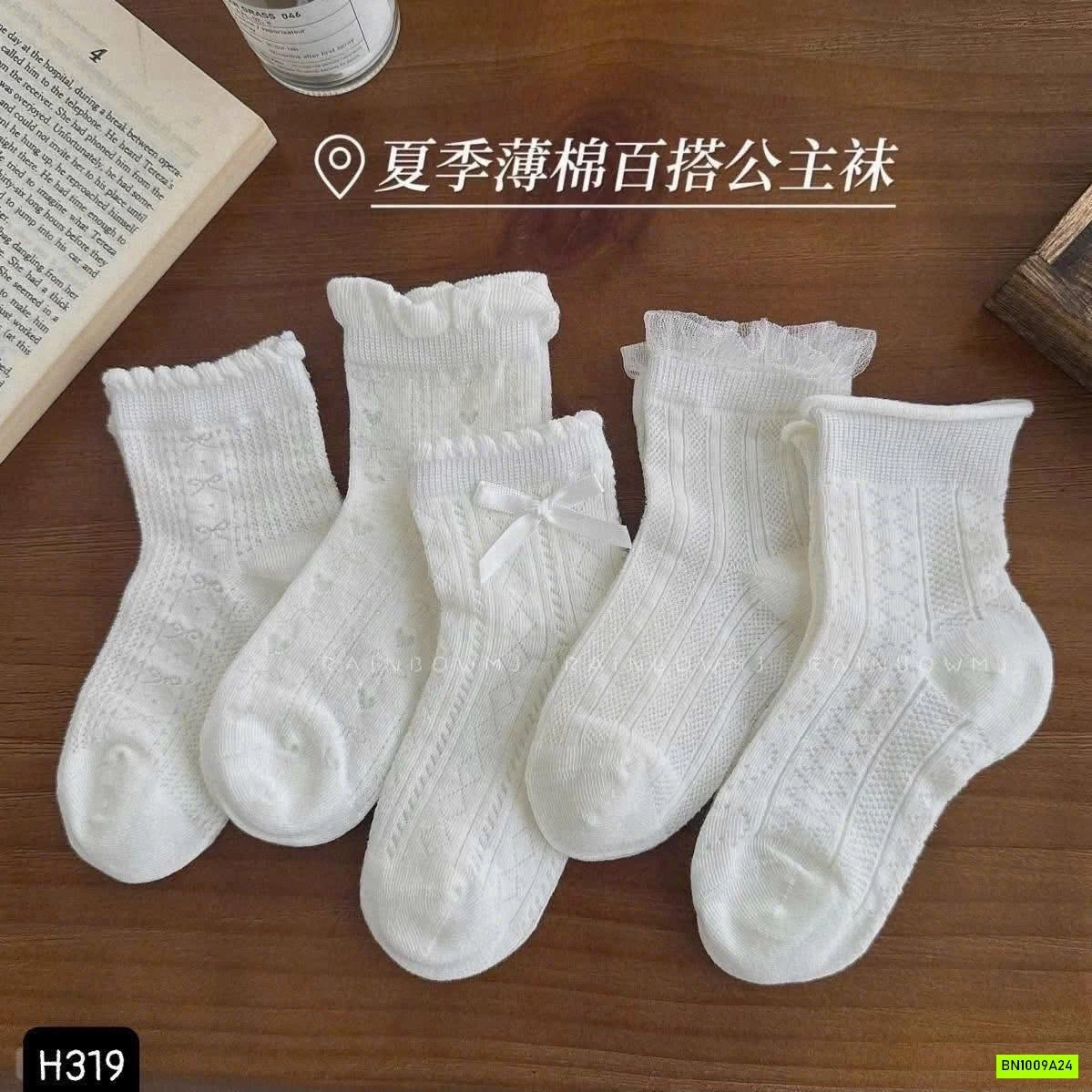 SÉT 5 ĐÔI TẤT PHỐI REN TIỂU THƯ