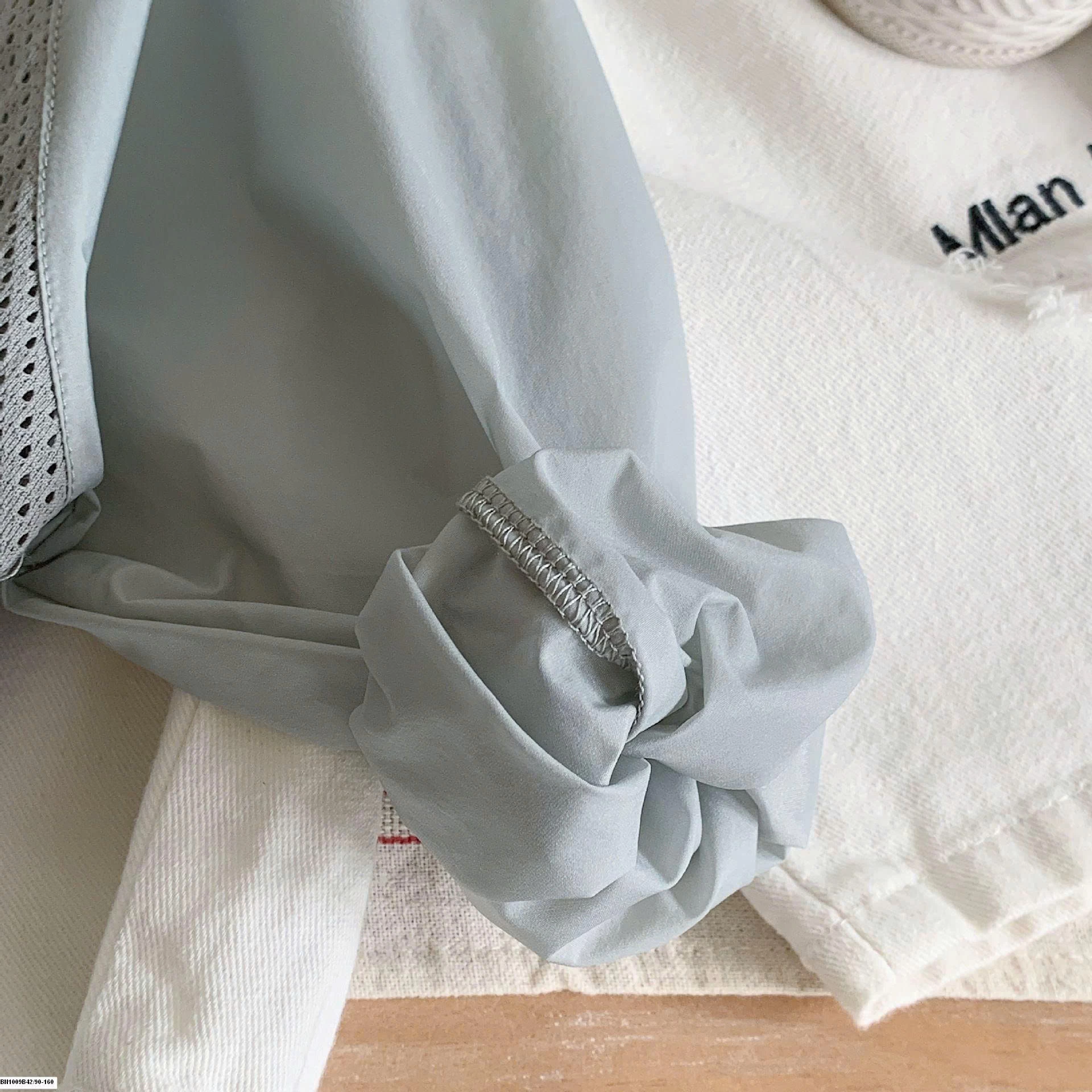 ÁO KHOÁC GIÓ THÔNG HƠI