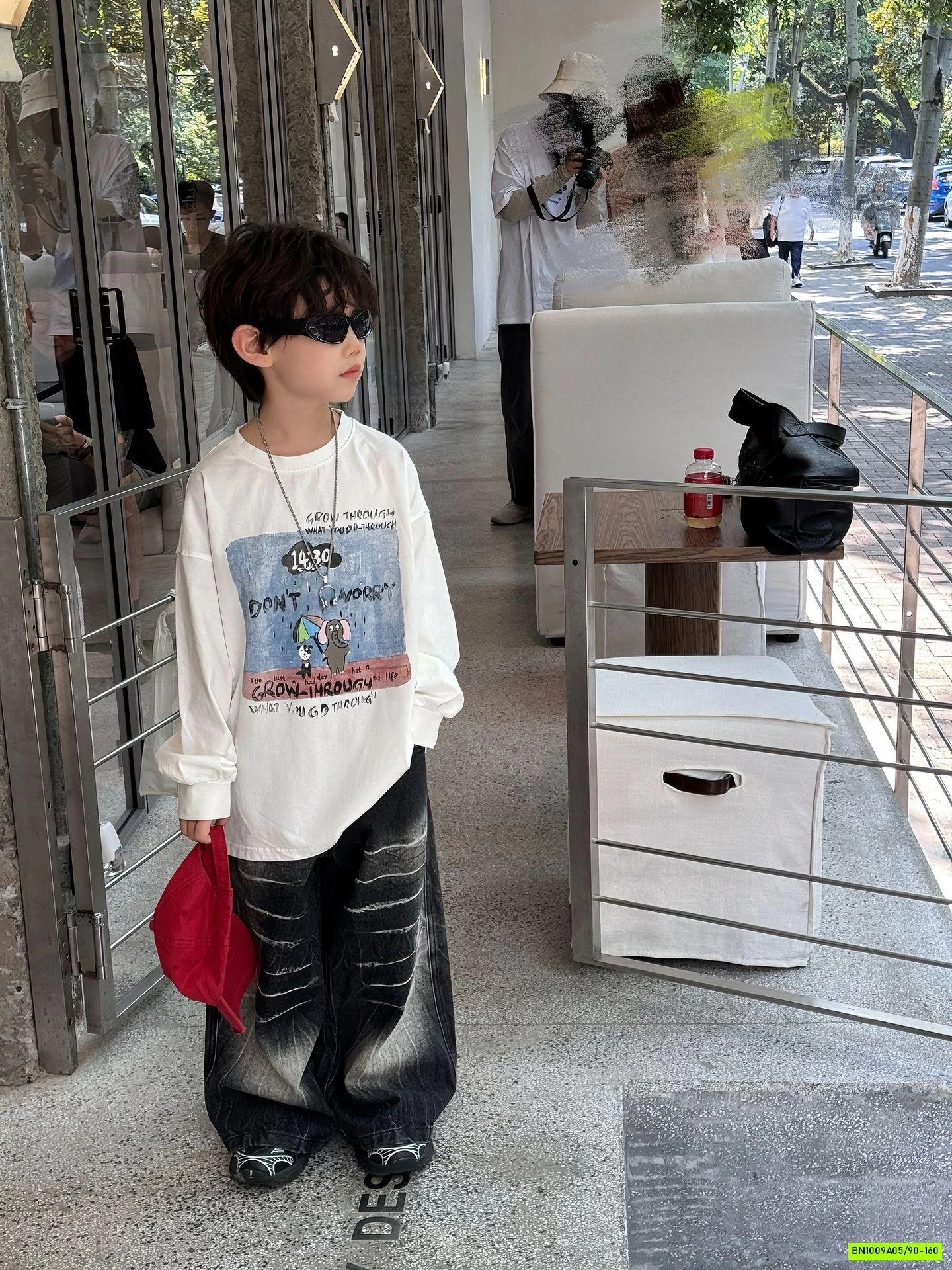 ÁO THUN IN HÌNH VÀ CHỮ NGHỘ NGHĨNH